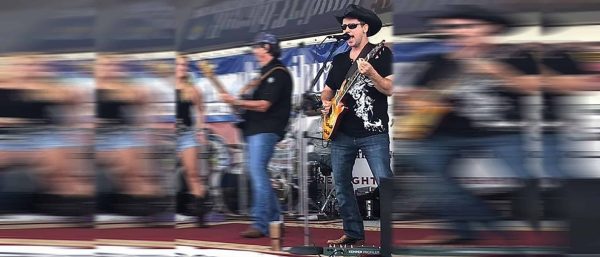 raz-rassel-guitarist-singer-hero-motion_blur